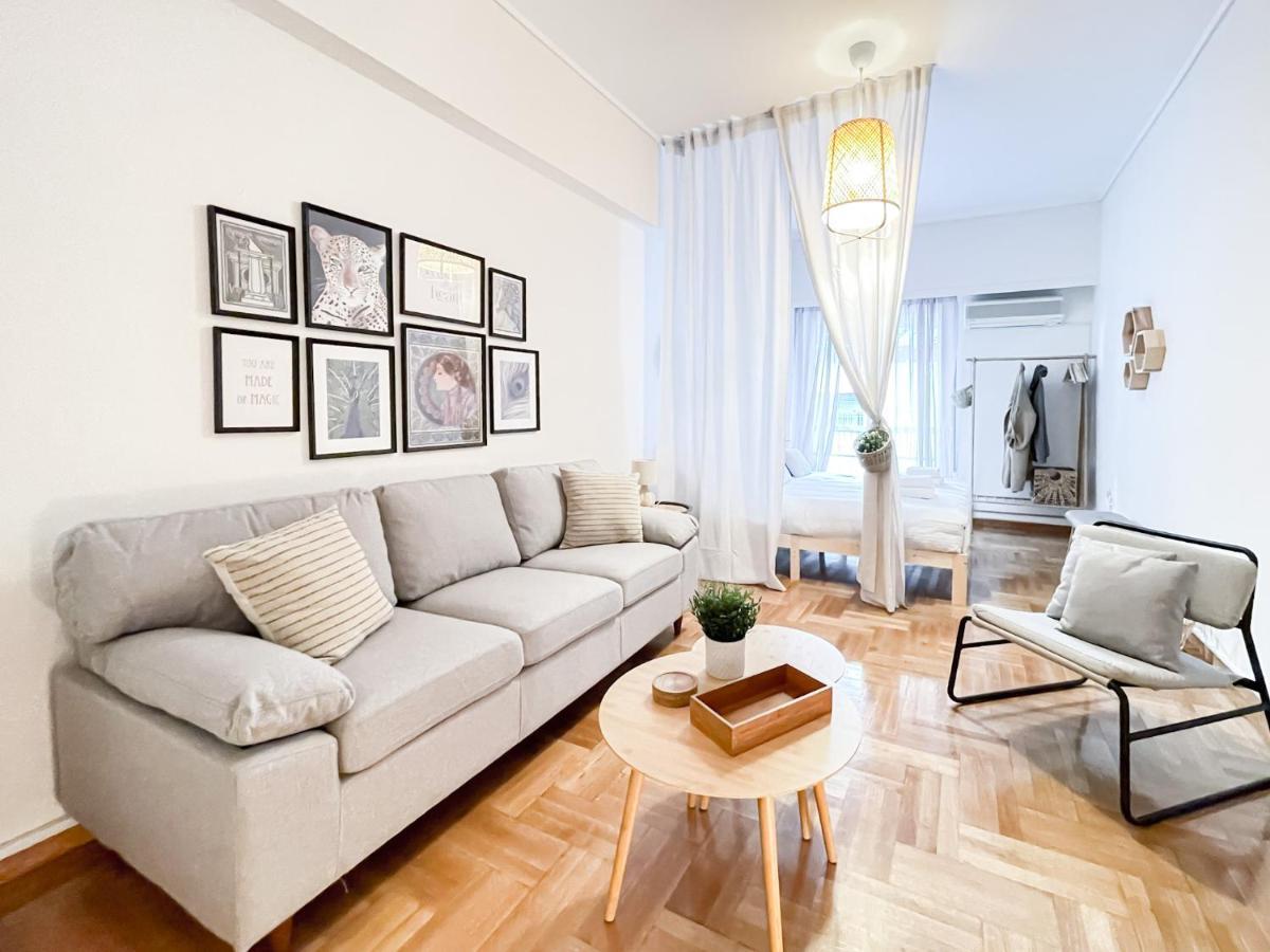 Boho Chic 2Br Apartment In The Center Of Athena Bagian luar foto