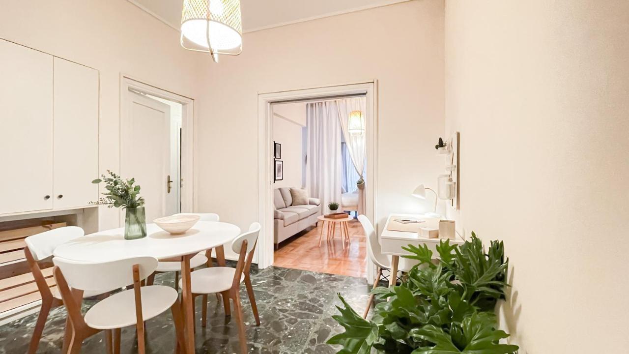 Boho Chic 2Br Apartment In The Center Of Athena Bagian luar foto